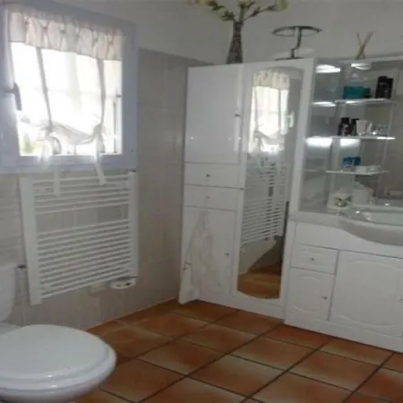 بيت للعطل House Spacieuse Et Lumineuse Proche De Tout ! 2 *